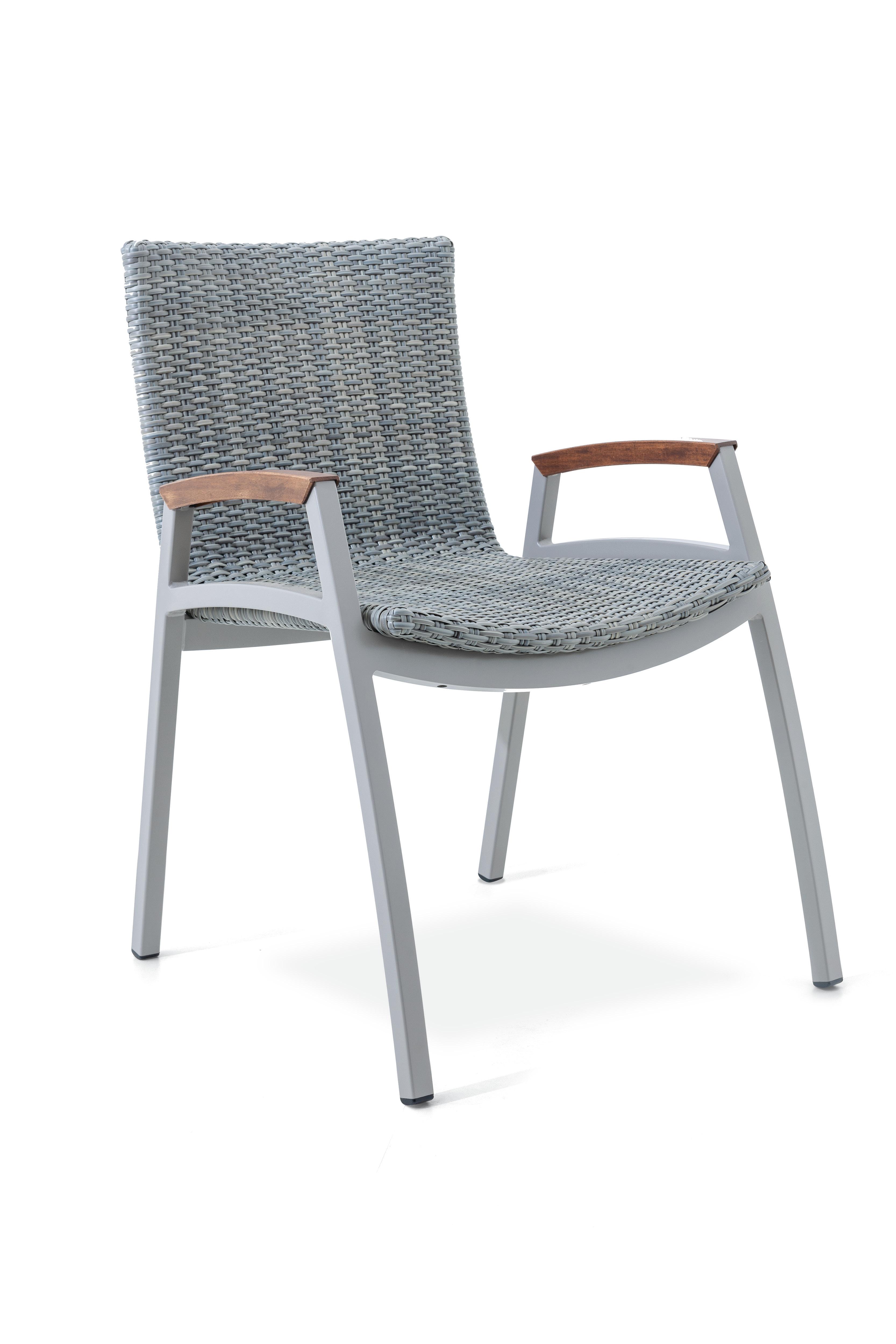 NORONHA METAL CHAIR WITH ARMS