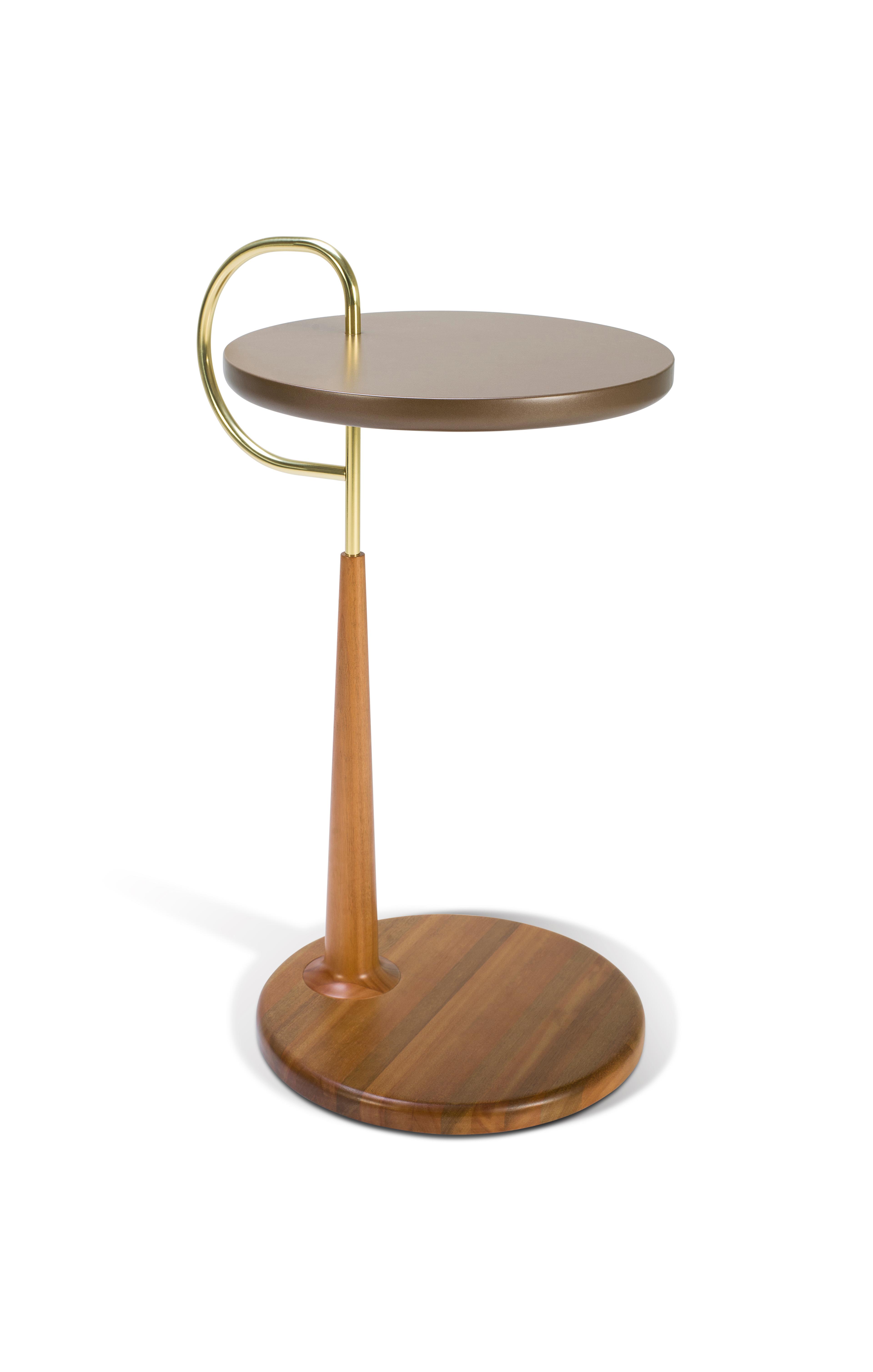 MÍNIMA MICROTEXTURA SIDE TABLE