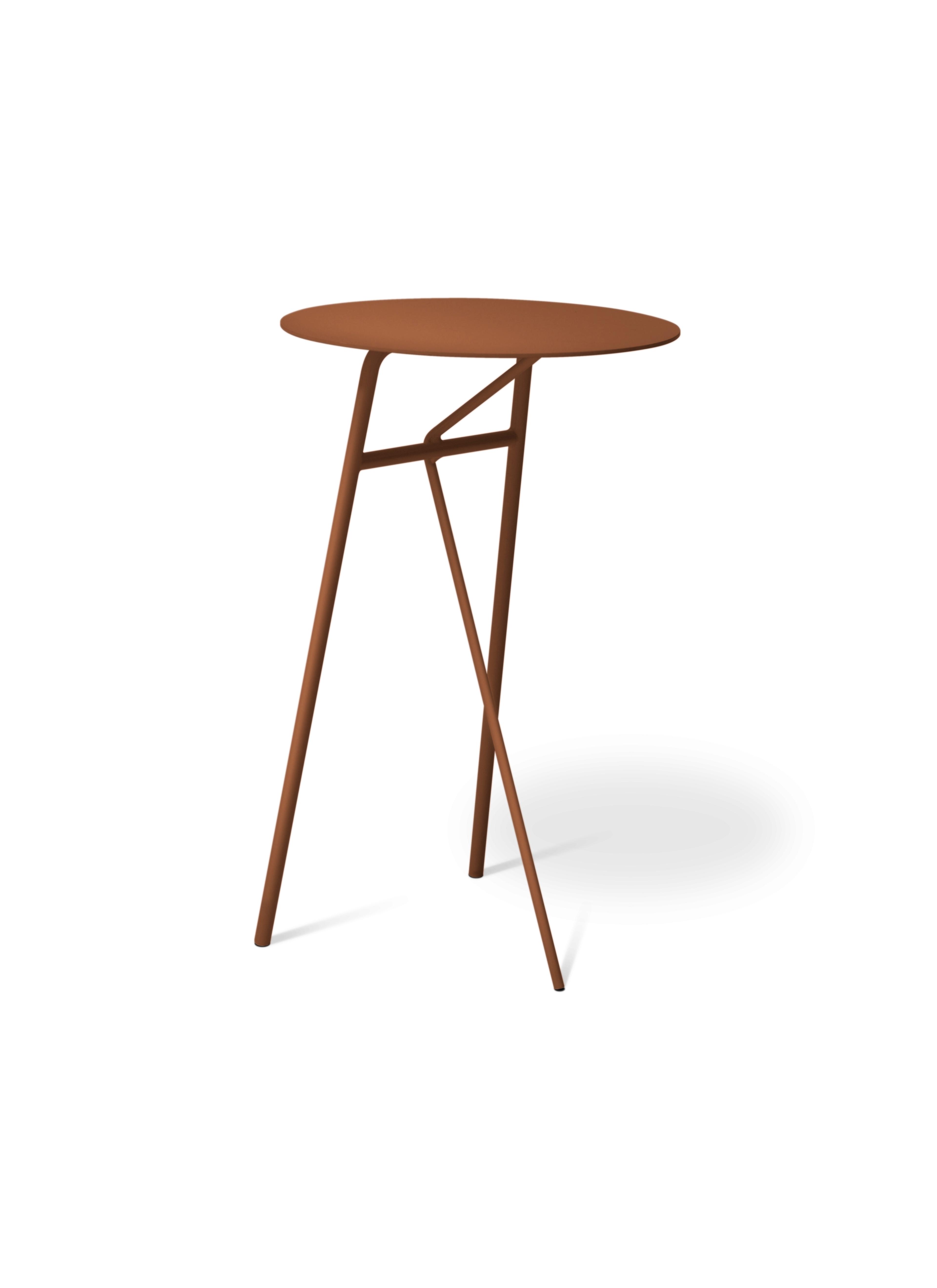 SIDE TABLE K